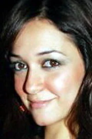 Nauheed Cyrusi