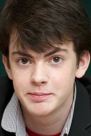 Skandar Keynes