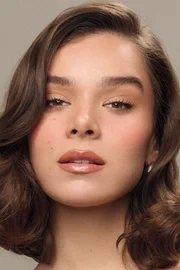 Hailee Steinfeld