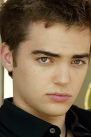 Drew Tyler Bell