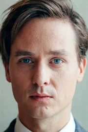 Tom Schilling