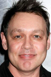 Doug Hutchison