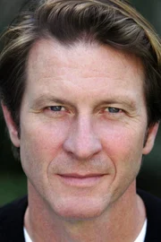 Brett Cullen
