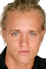 Max Van Ville