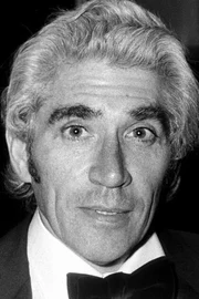 Frank Finlay