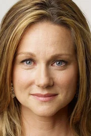 Laura Linney