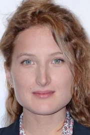 Julia Piaton