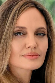 Angelina Jolie
