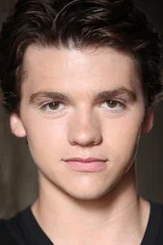 Joel Courtney