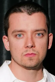 Asa Butterfield