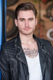 Charlie Clapham