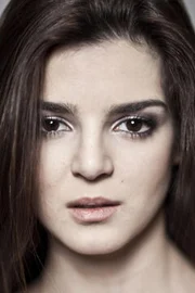 Clara Lago
