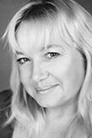 Nicola Duffett
