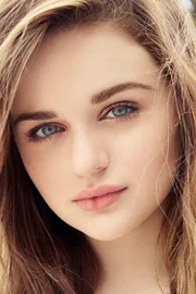 Joey King
