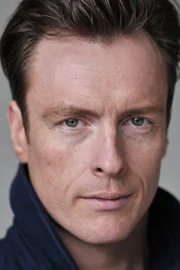 Toby Stephens