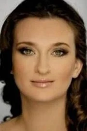 Anjelika Akbar