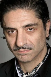 Simon Abkarian