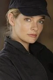 Nicole Steinwedell