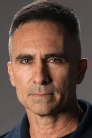 Nestor Carbonell