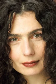 Arsinée Khanjian