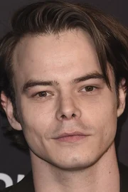 Charlie Heaton