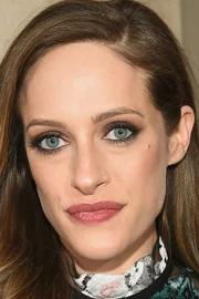 Carly Chaikin