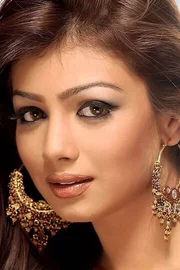 Ayesha Takia