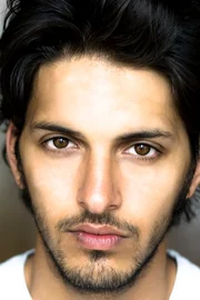 Shazad Latif