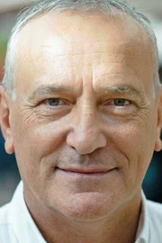 Simon Greenall