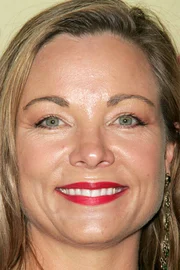 Theresa Russell