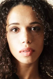 Vinette Robinson