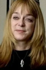 Leslie Dixon