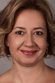 Özlem Çakar