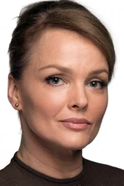 Dina Meyer
