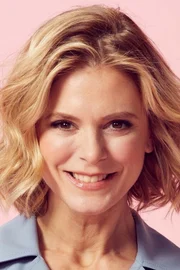 Emilia Fox