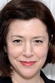 Carolyn Farina