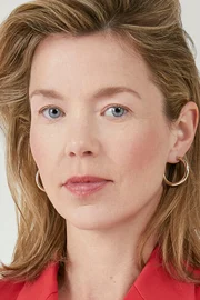 Anna Maxwell Martin