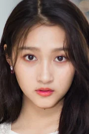Guan Xiaotong