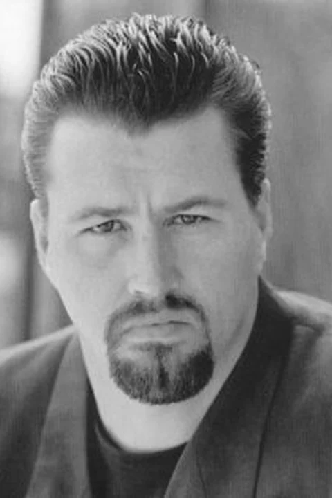 Кен Кларк