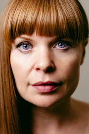 Suzanne Toase