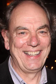 Alun Armstrong