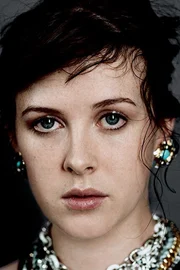 Alexandra Roach