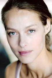 Estelle Skornik