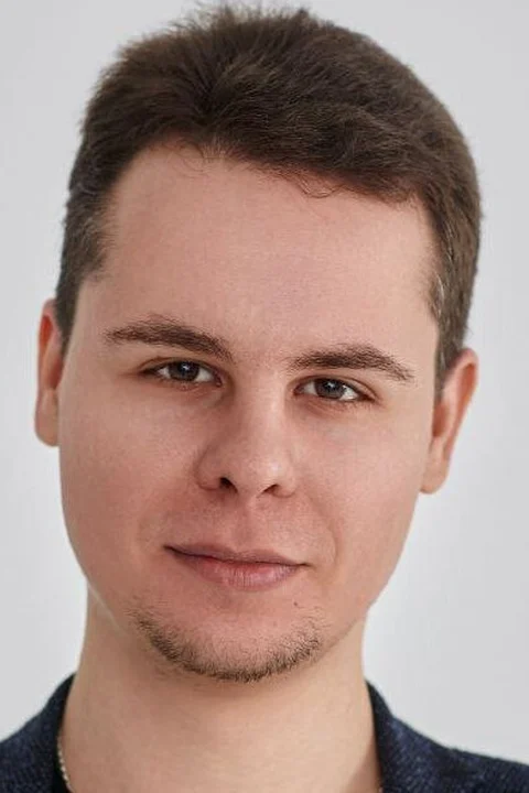 Владимир Такинов