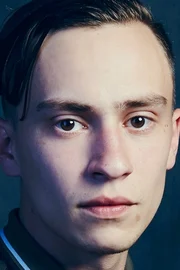 Keir Gilchrist
