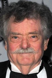 Bernard Fox