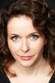 Julia Sawalha