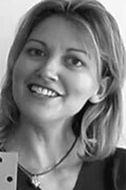 Maggie Rowe