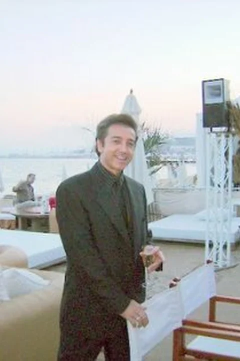 Марко Дери