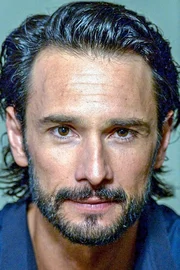 Rodrigo Santoro